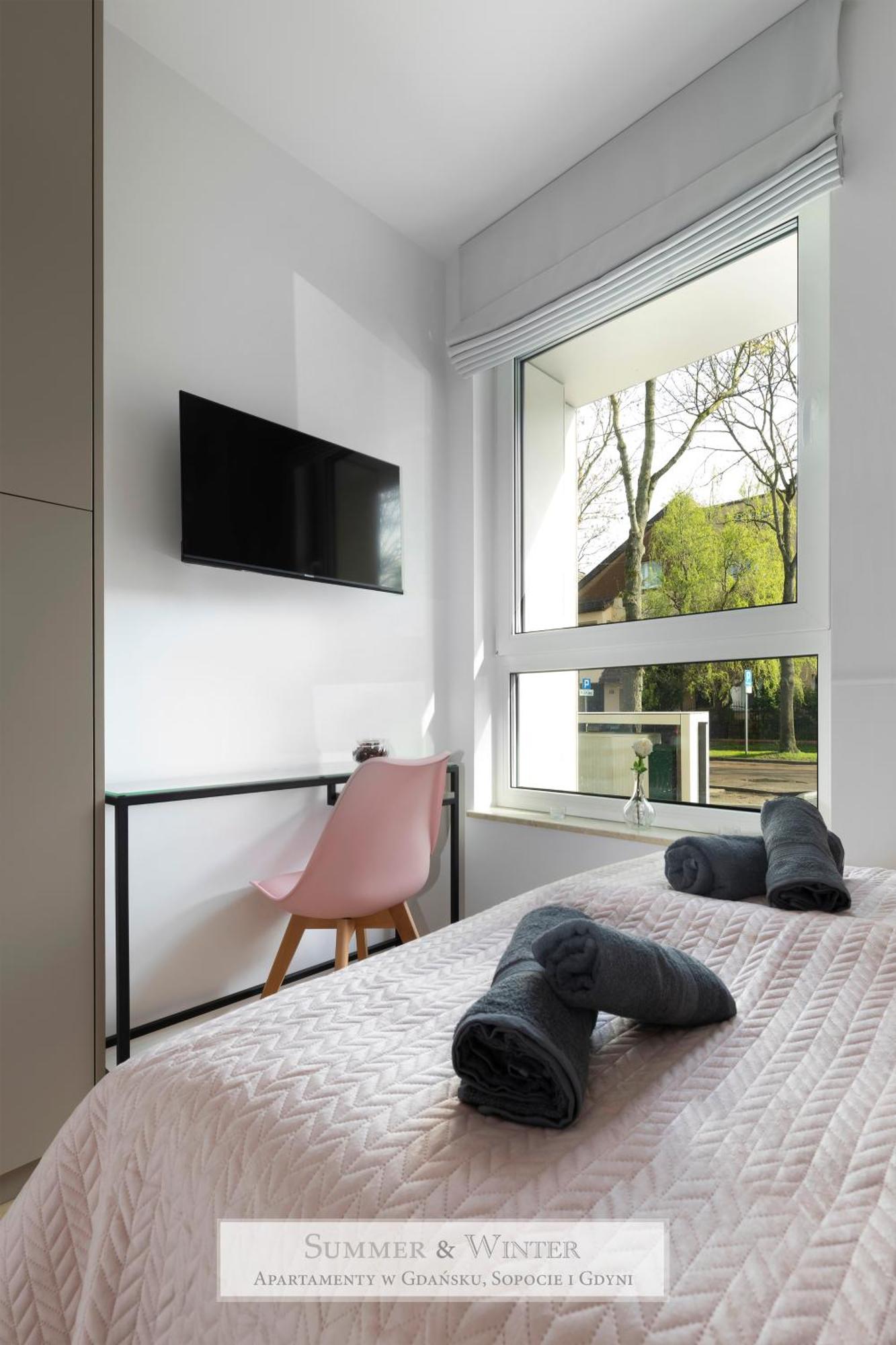 4 Stars, New Luxury Butterfly & Bike Apartments, Gdynia Orlowo, 15 Wyposazonych Mieszkan, Z Sypialnia, Winda I Platnym Parkingiem, Wysoki Standard Summerwinter, Blisko Molo Orlowo, Drog Rowerowych, Stadniny I Golf Park Buitenkant foto