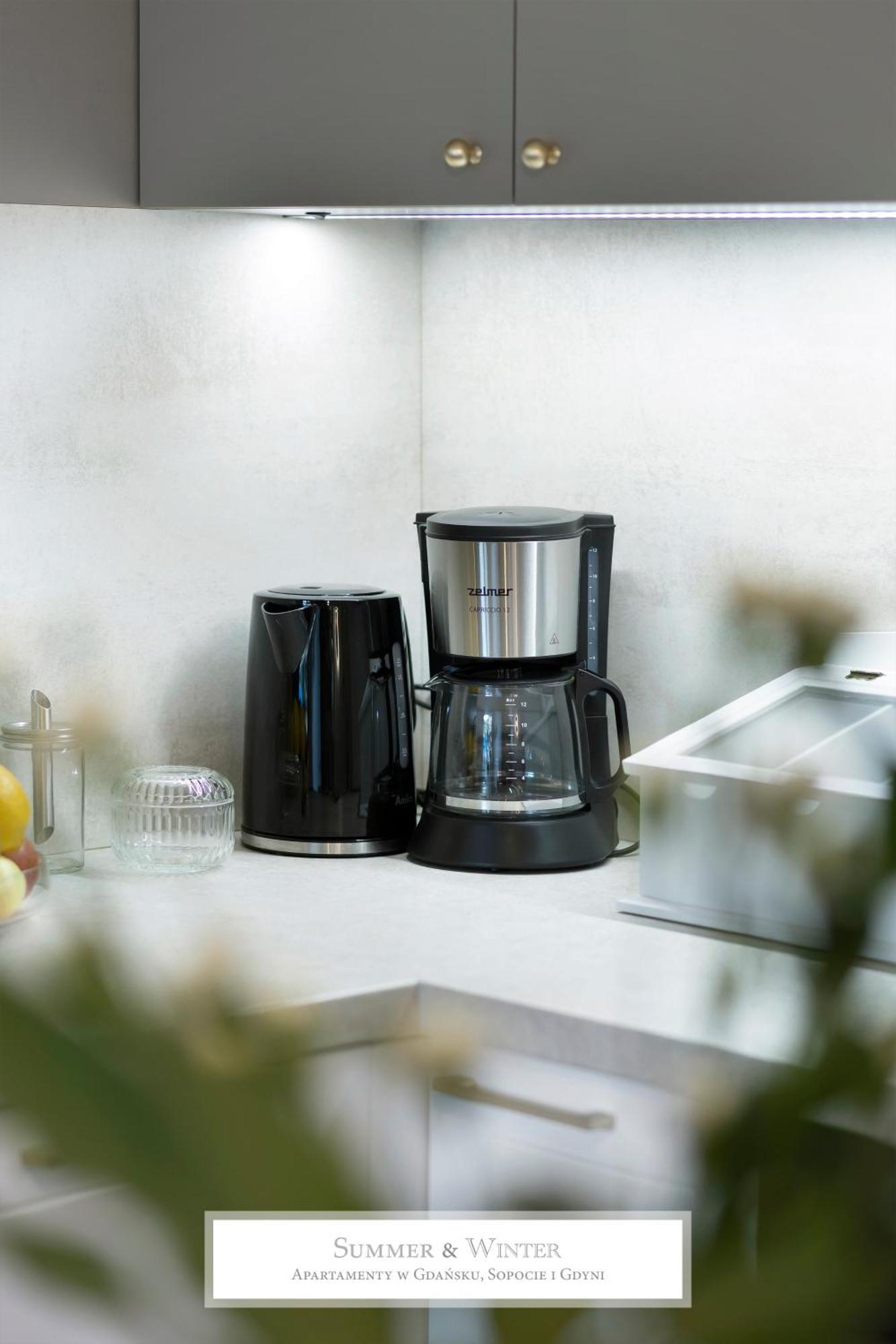 4 Stars, New Luxury Butterfly & Bike Apartments, Gdynia Orlowo, 15 Wyposazonych Mieszkan, Z Sypialnia, Winda I Platnym Parkingiem, Wysoki Standard Summerwinter, Blisko Molo Orlowo, Drog Rowerowych, Stadniny I Golf Park Buitenkant foto